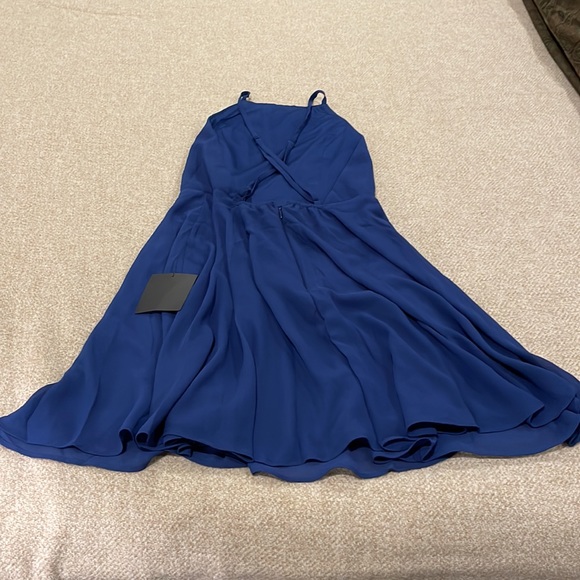 Lulus Lady’s Small Navy Dress Shell and Lining 100% Polyester - Picture 3 of 9